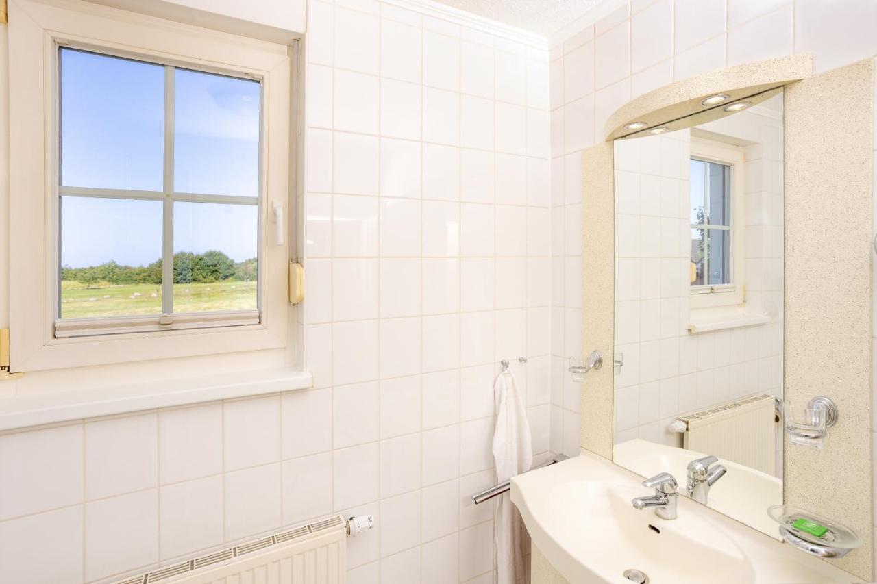Ferienapartment-Ruegen Neddesitz Εξωτερικό φωτογραφία